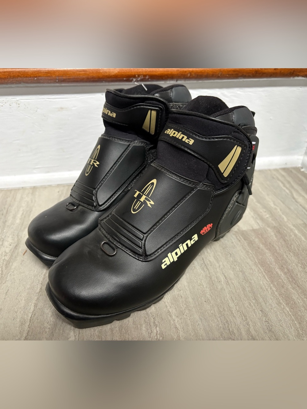 Alpina Black Women's Athletic Cross Country Ski Boots